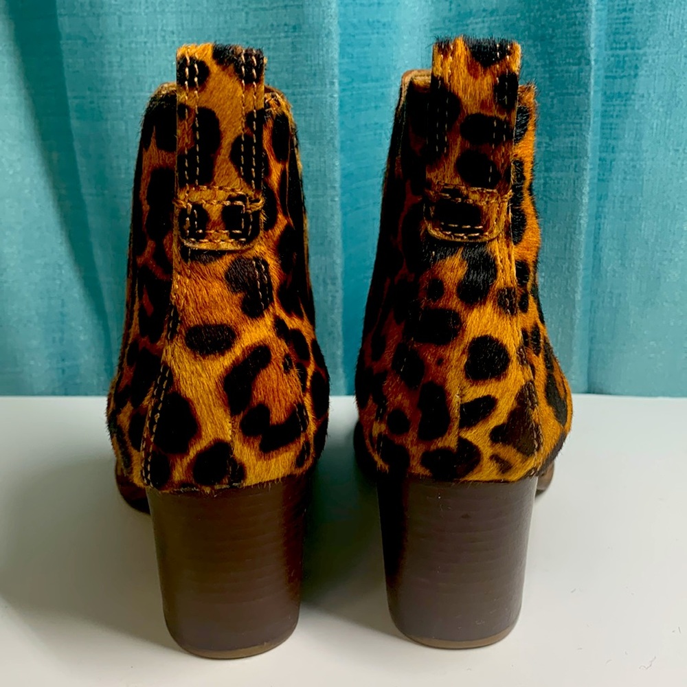 Madewell Regan boot in Leopard Calf Hair in EUC - Picture 4 of 10